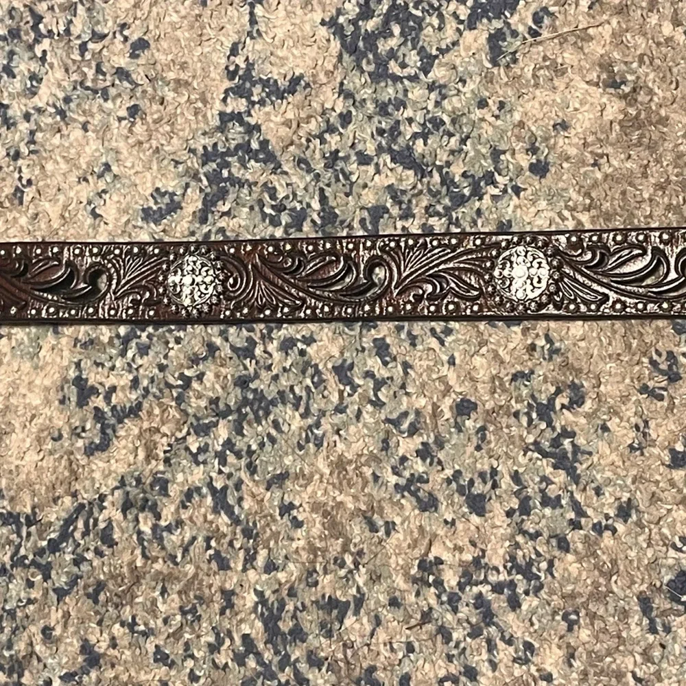 Ariat Brown Tooled Leather Western Belt – Style A1518602 (Size M) - Picture 5 of 6